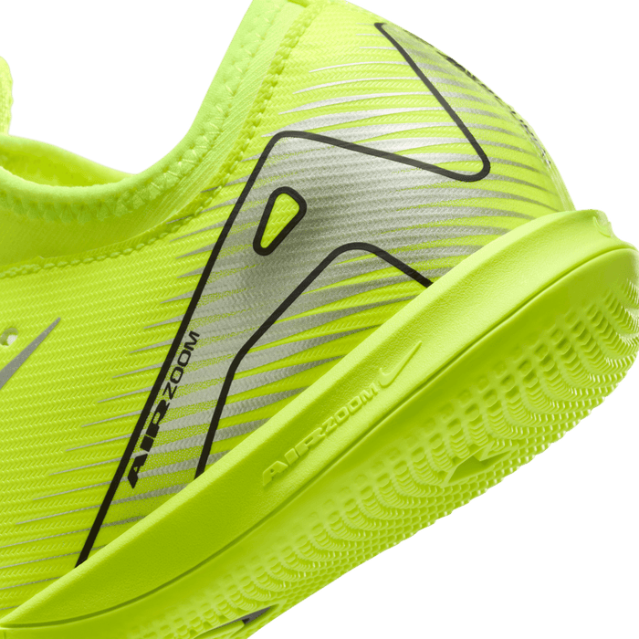 Nike Jr Mercurial Vapor 16 IC Indoor Football Shoes (Volt/Black)